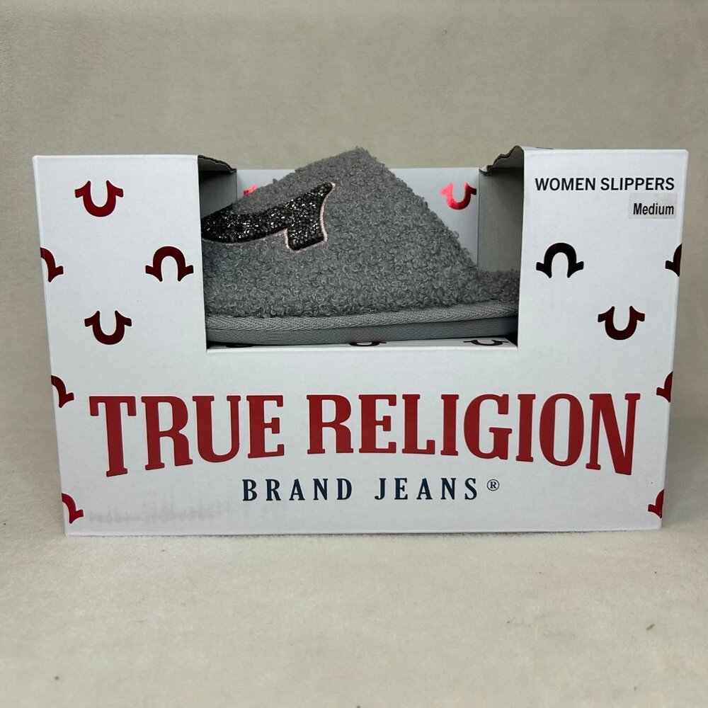 grey true religion slippers with bedazzled logo
new in box but were tried on onc